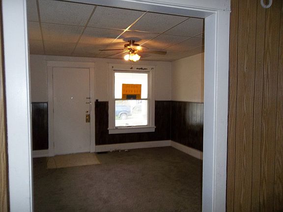 4th image of 831 River Ave
