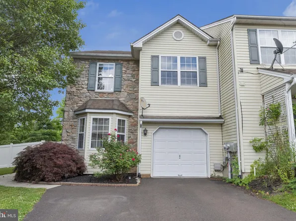 2123 Mill Valley Ln, Quakertown, PA 18951