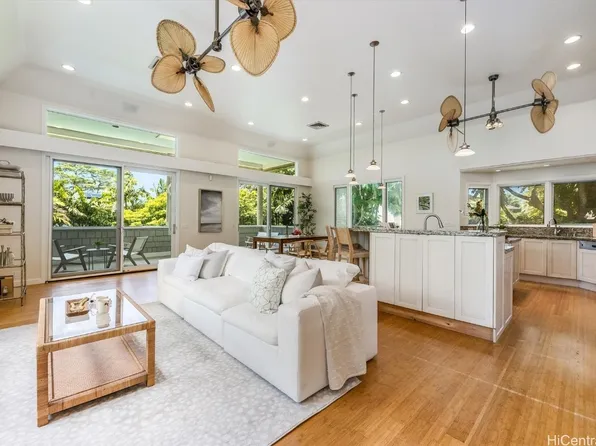 120 Kuine Pl, Honolulu, HI 96816