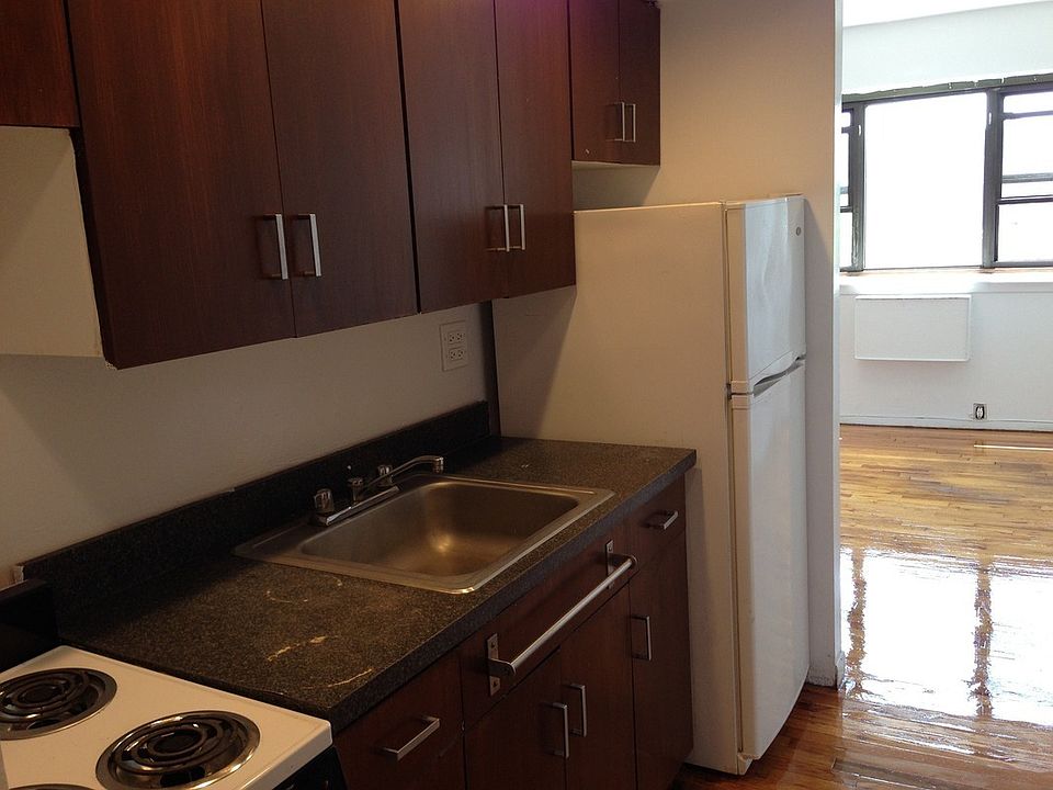 1st image of 1210 Astoria Park S APT 6F