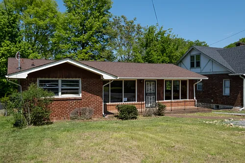 1021 Maynor Ave Photo 1 1021 Maynor Ave Photo 1