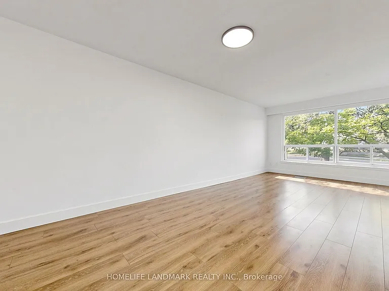 26 Fenside Dr — Photo 5