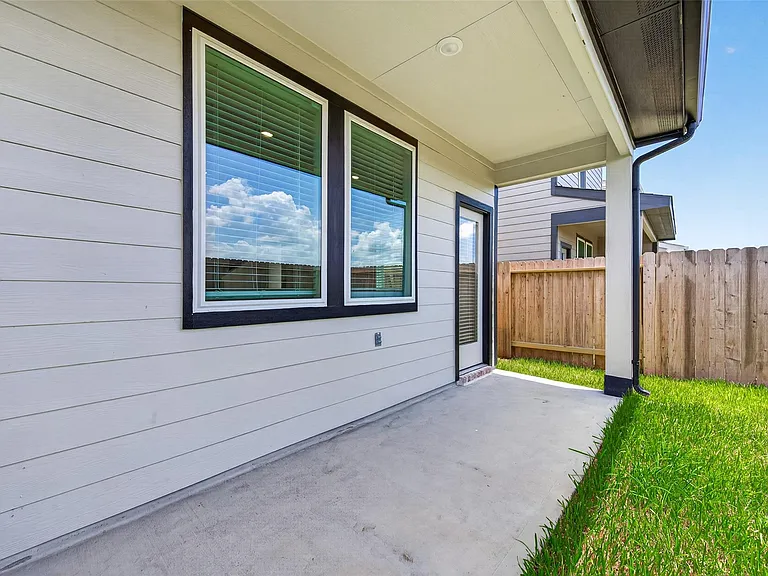 1738 Revolution Way — Photo 48