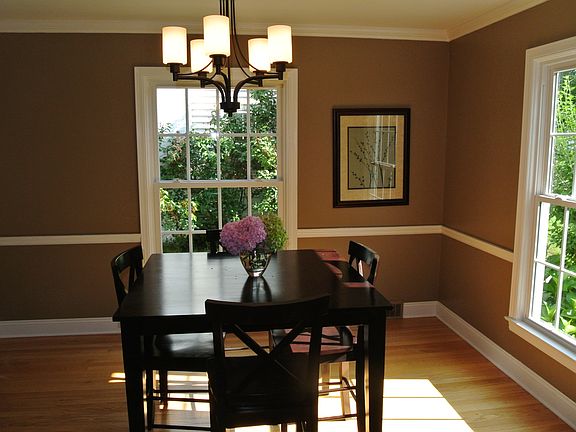 4th image of 1049 San Jose Dr SE