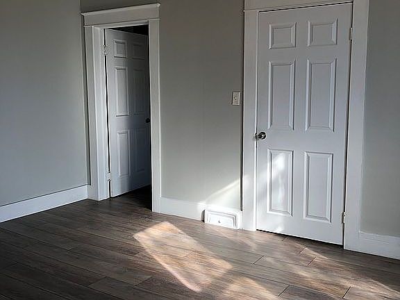 4th image of 612 E 1st St