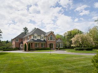 2 Coventry Ct, Purchase, NY 10577