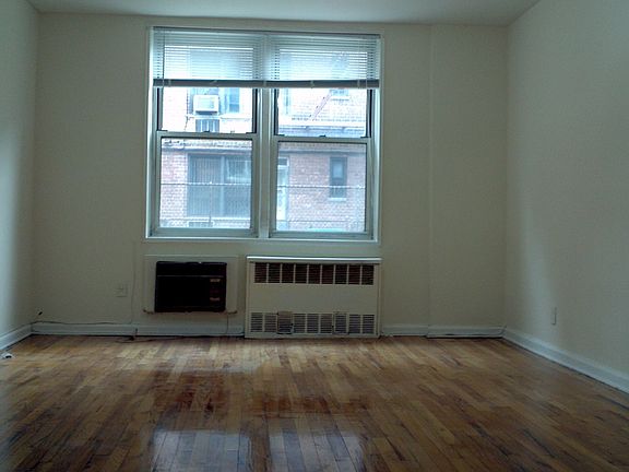 3rd image of 1730 E 14th St #82