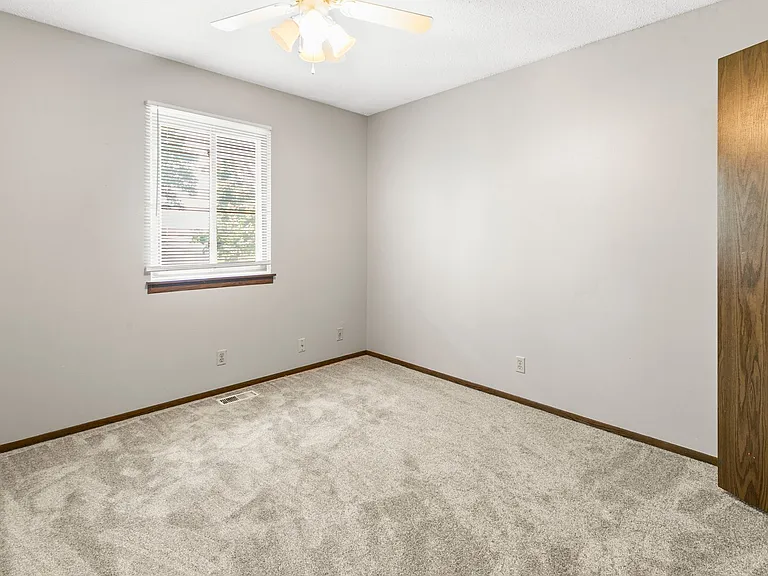 9002 David Cir — Photo 12