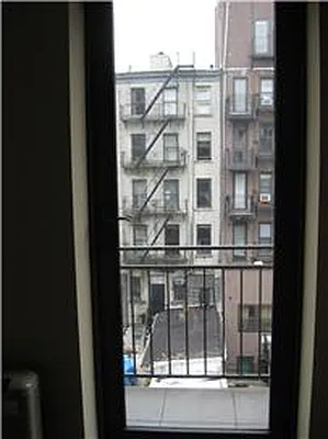 Rented by Bond New York | media 32