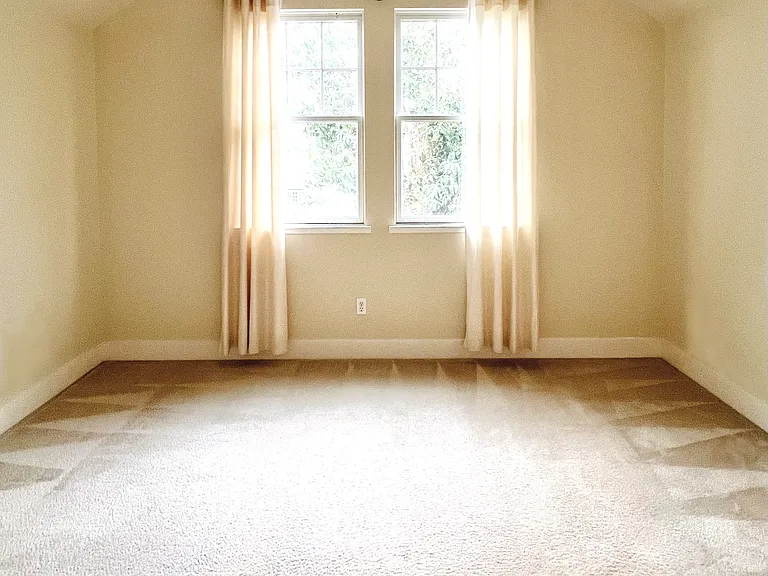 1138 Miramonte Ave — Photo 13