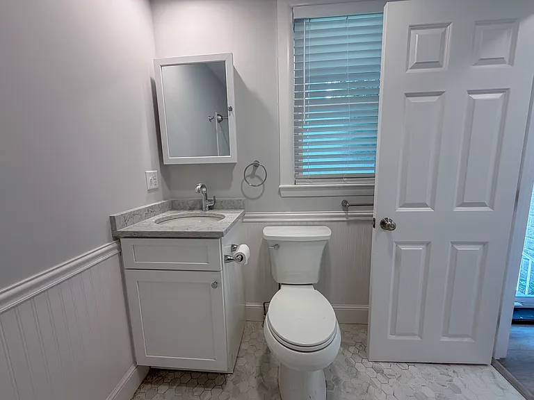100 Sheridan Ave #1 — Photo 26