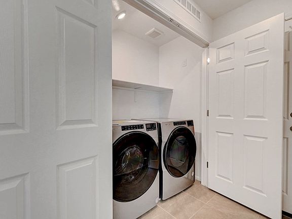 Bedford Laundry Room