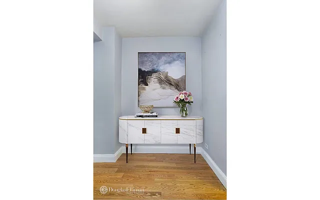 Sold by Douglas Elliman | media 15