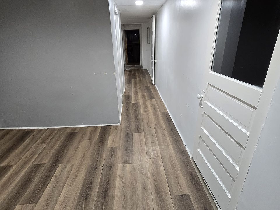 2nd image of 5809 W Fullerton Ave APT 3