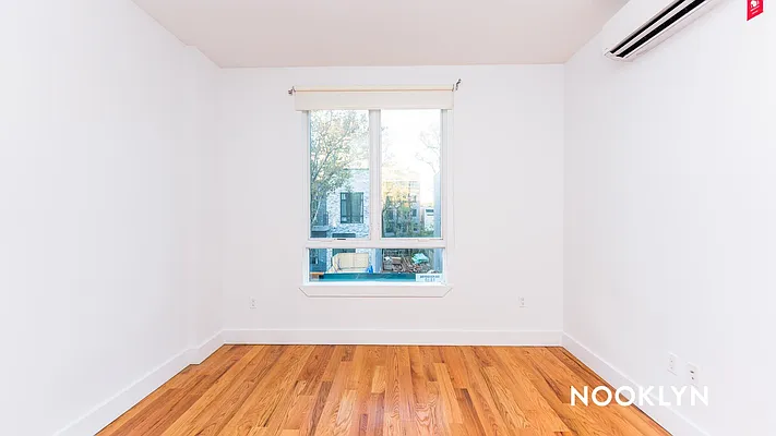 Rented by Nooklyn NYC LLC | media 7
