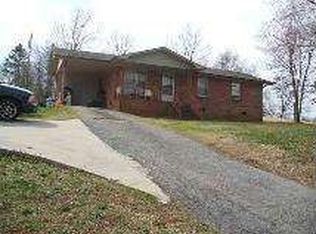 215 Stanley Dr, Belton, SC 29627