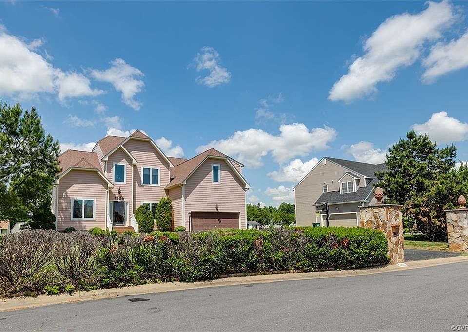 1st image of 7205 Oakmere Ct