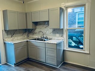 512 N Hickory St APT 1, Joliet, IL 60435