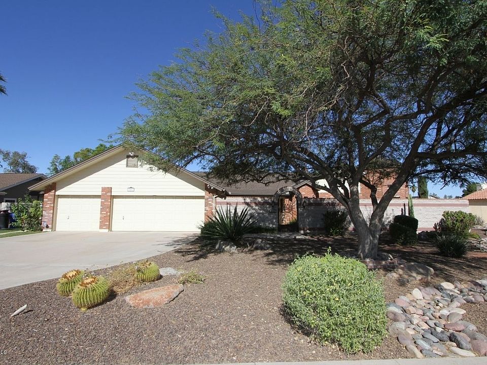 1st image of 2456 E Pueblo Ave