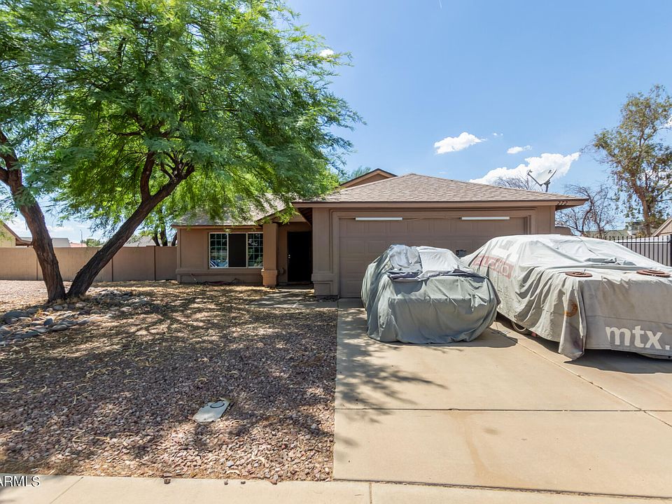 1st image of 272 S CYPRESS Court
