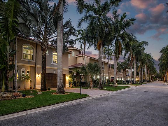 4th image of 11785 NW 2nd Street