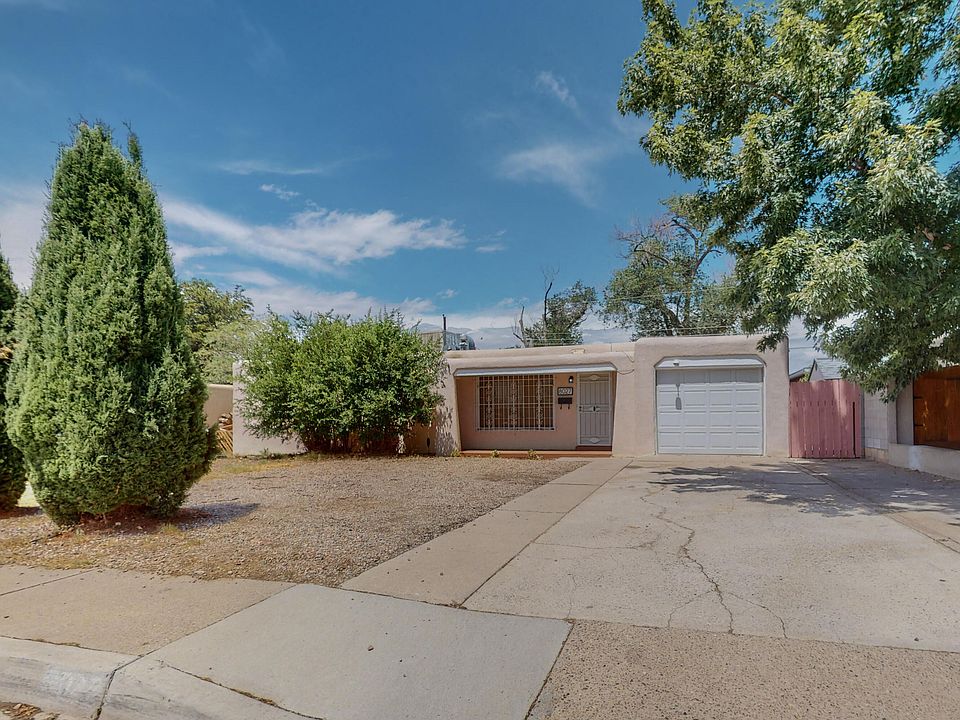 1st image of 8027 Aspen Ave NE