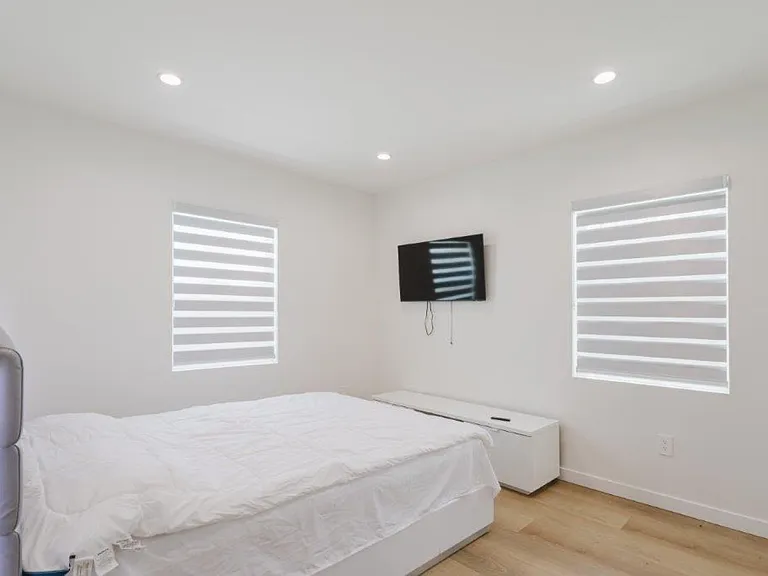 8119 Shadyglade Ave — Photo 33