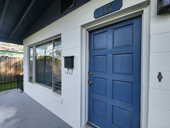 2nd image of 908 W River Heights Ave