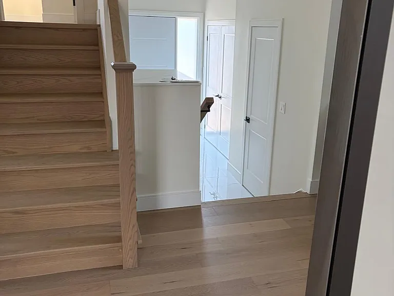 376 Mitchell Ave — Photo 3