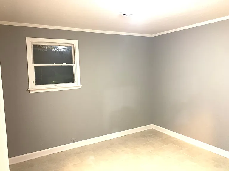 142 Peach St — Photo 2