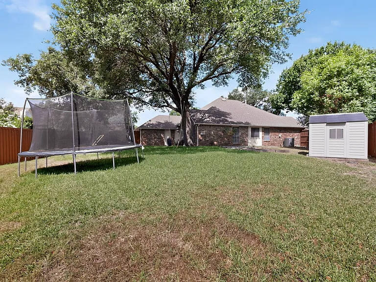 743 Pulitzer Ln — Photo 36
