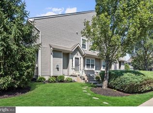 6104 Coventry Way #6104, Mount Laurel, NJ 08054
