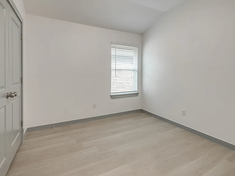 328 NW 122nd St #1 — Photo 18