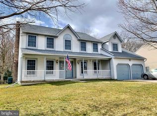 21 Kensington Dr, Eastampton, NJ 08060