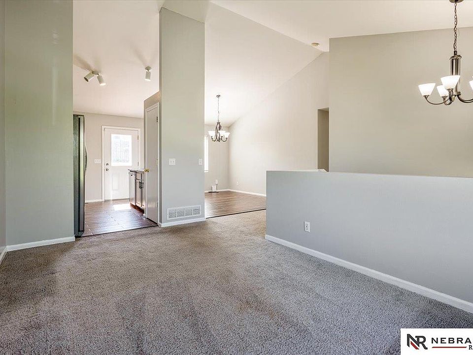 6961 N 89th Ave, Omaha, NE 68122 | MLS #22517168 | Zillow