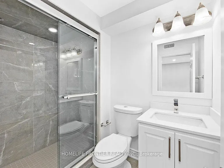 669 Armstrong Blvd #LOWER — Photo 12