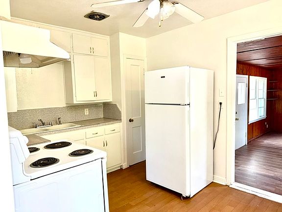 3rd image of 3721 Frederick Ave