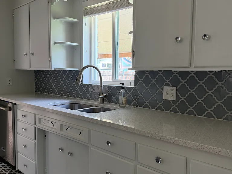 614 N Archer St — Photo 6
