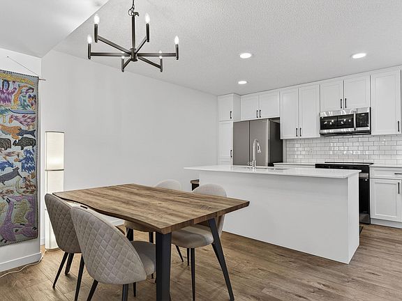 3rd image of 50 McLaughlin Dr #7