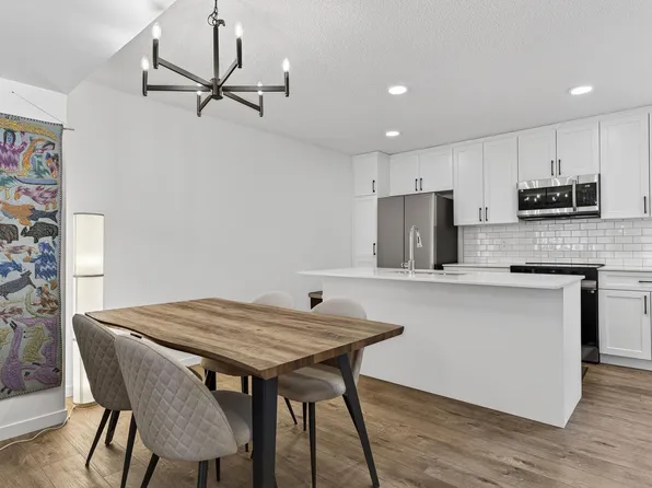 50 McLaughlin Dr #7, Spruce Grove, AB T7X 0E1