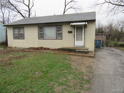 9160 Loganberry Ln, Saint Louis, MO, 63121