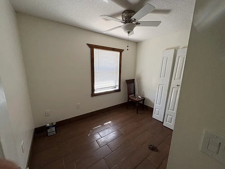 513 Greenbrough Dr — Photo 10