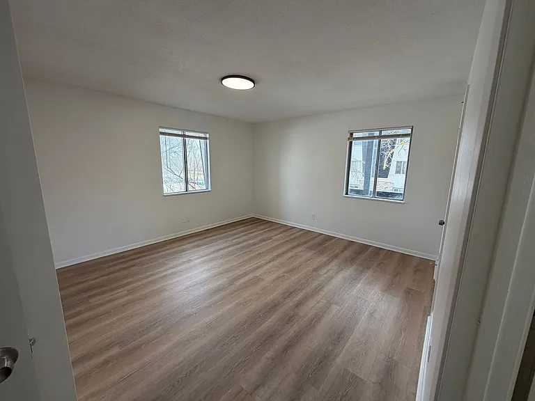 2101 Ottawa St — Photo 132