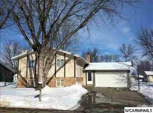 1105 Jefferson Ave, Marshall, MN 56258