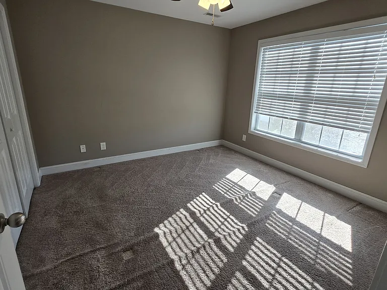 1726 Yearling Rd — Photo 10
