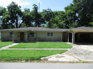 402 S Anna St, Stuttgart, AR 72160