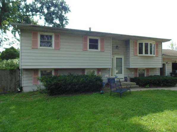 2850 Vanderburg St, Lake Station, IN 46405