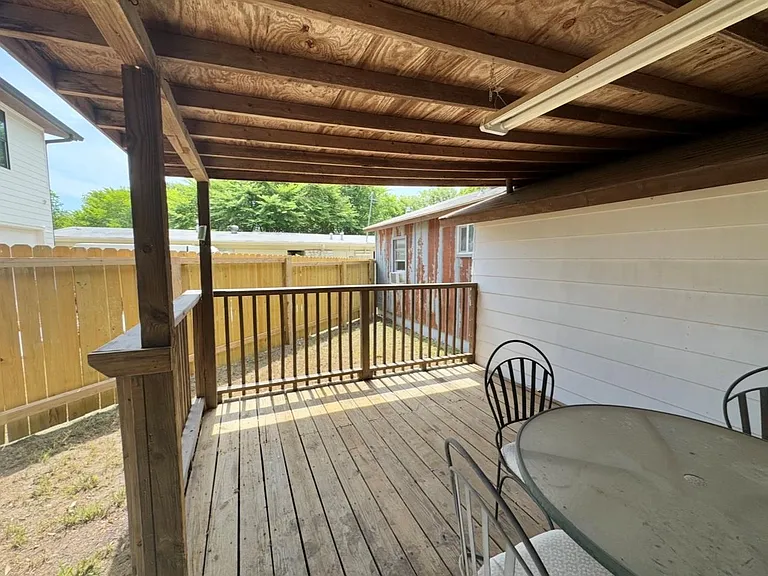 406 Swanee Dr #1 — Photo 15