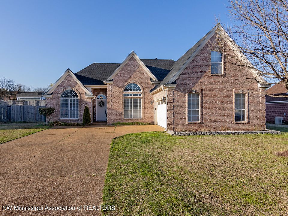 1st image of 2426 Kindlewood Dr