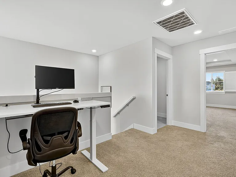 12705 SW Pyramid Ter — Photo 47